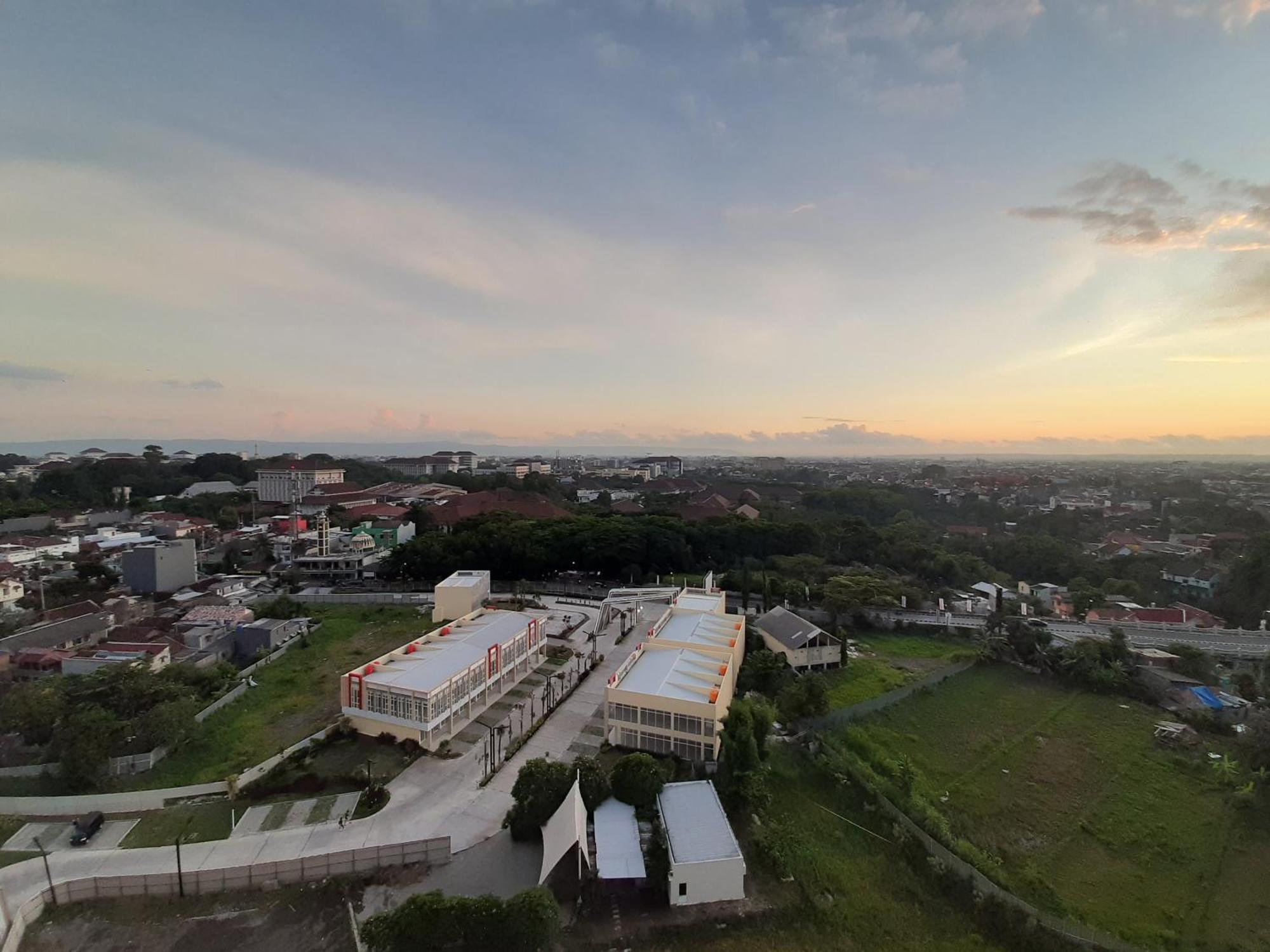 Apartemen Taman Melati Sinduadi By Nginap Sleman (Yogyakarta) Exterior foto